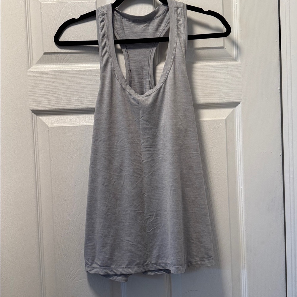 Vuori Women's Tank Top Grey Lux Performance Tank Size L